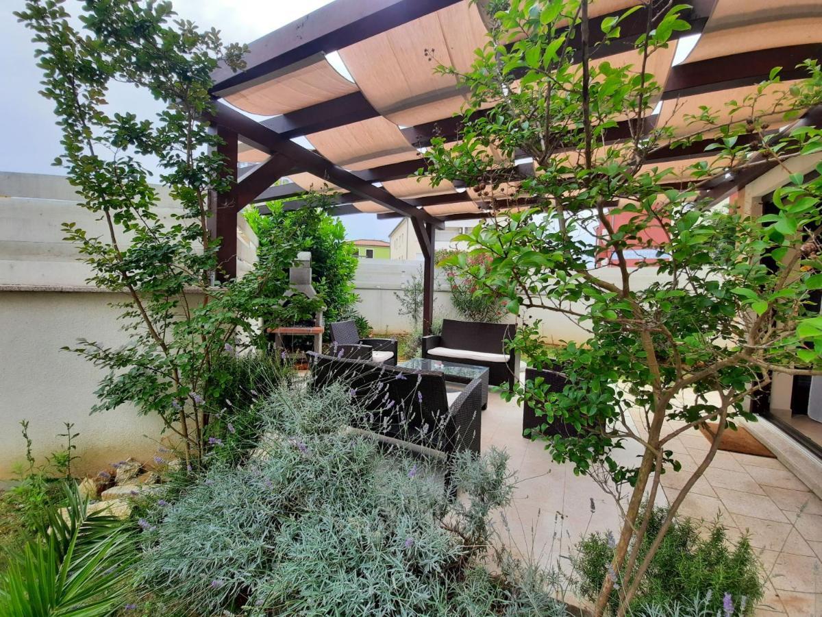 Maslina Apartment เปรมันตูรา ภายนอก รูปภาพ