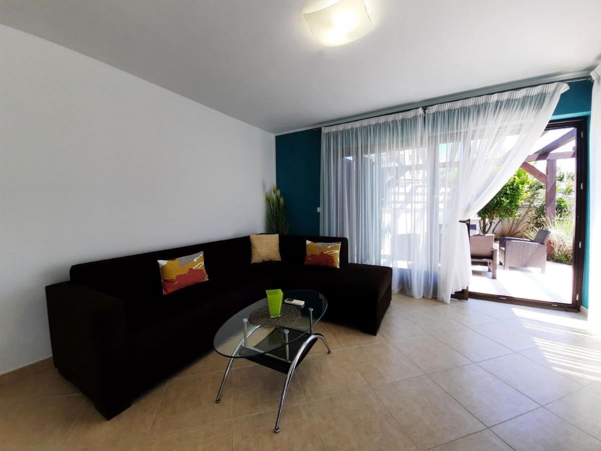Maslina Apartment เปรมันตูรา ภายนอก รูปภาพ